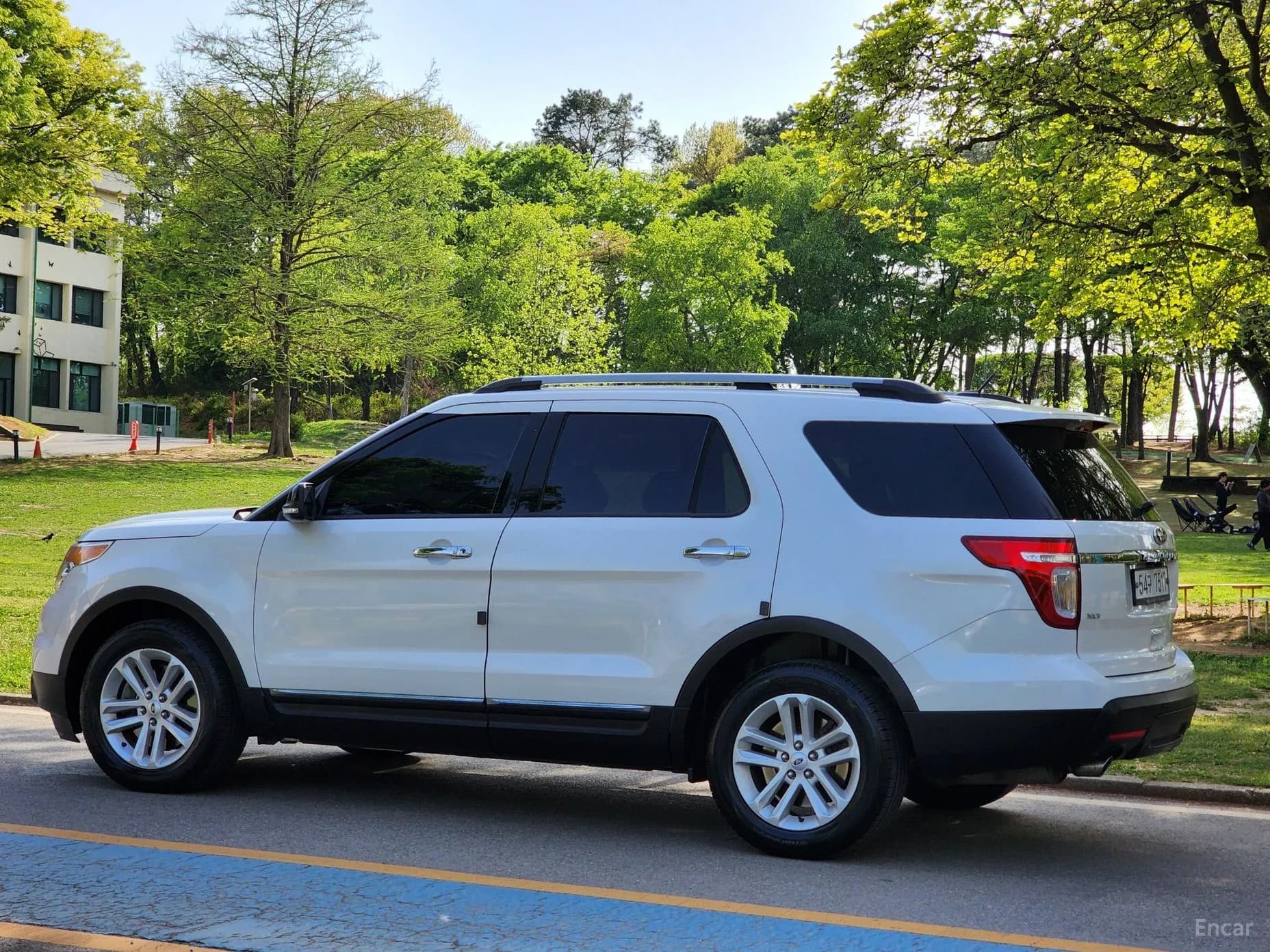 Explorer