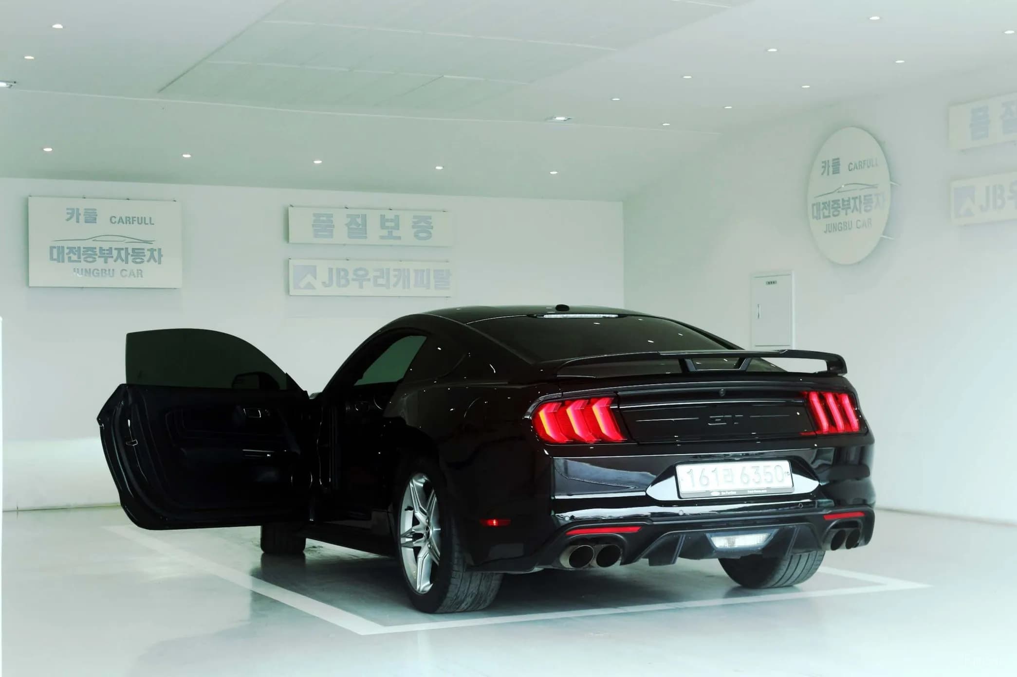 Mustang