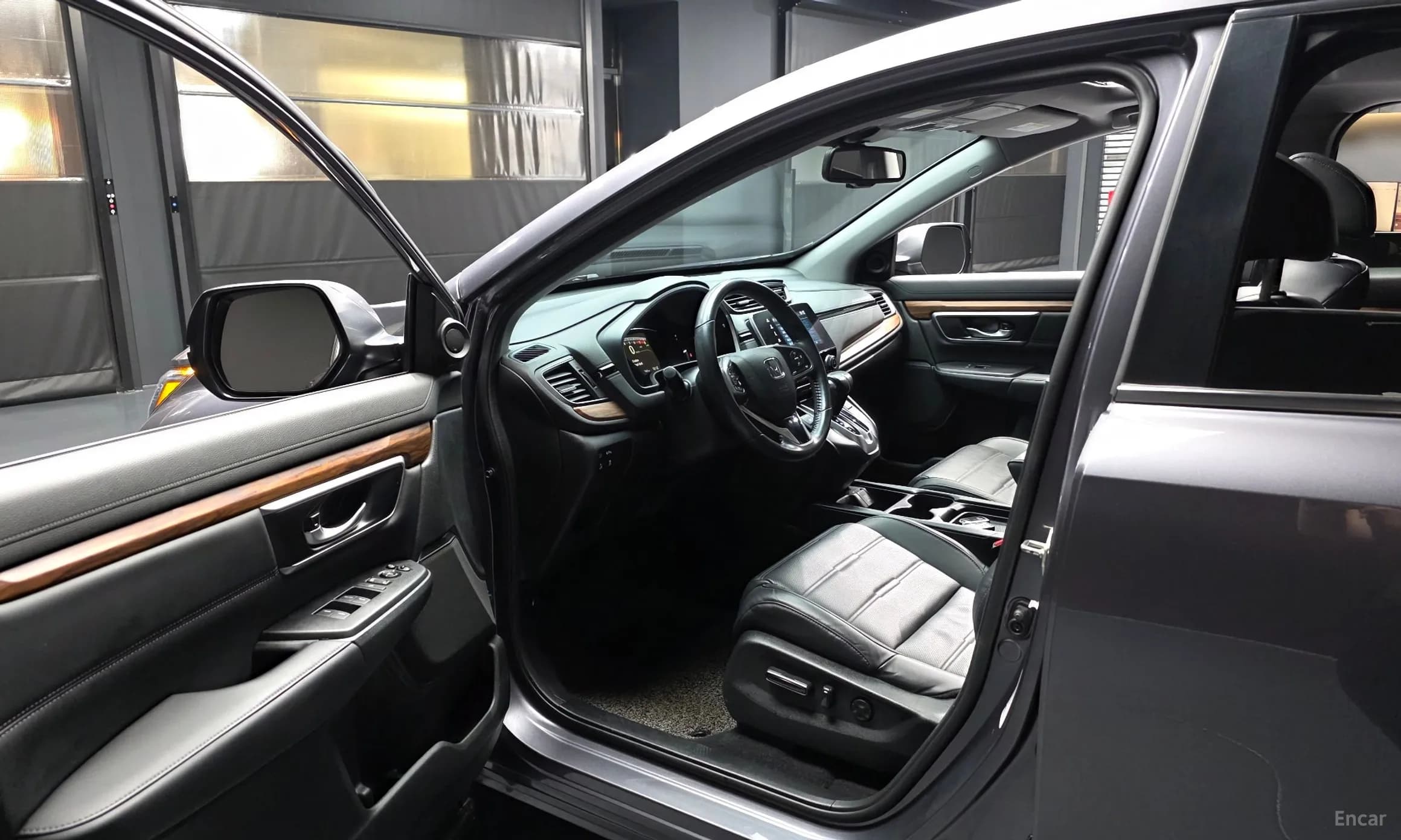 CR-V 5th generation
