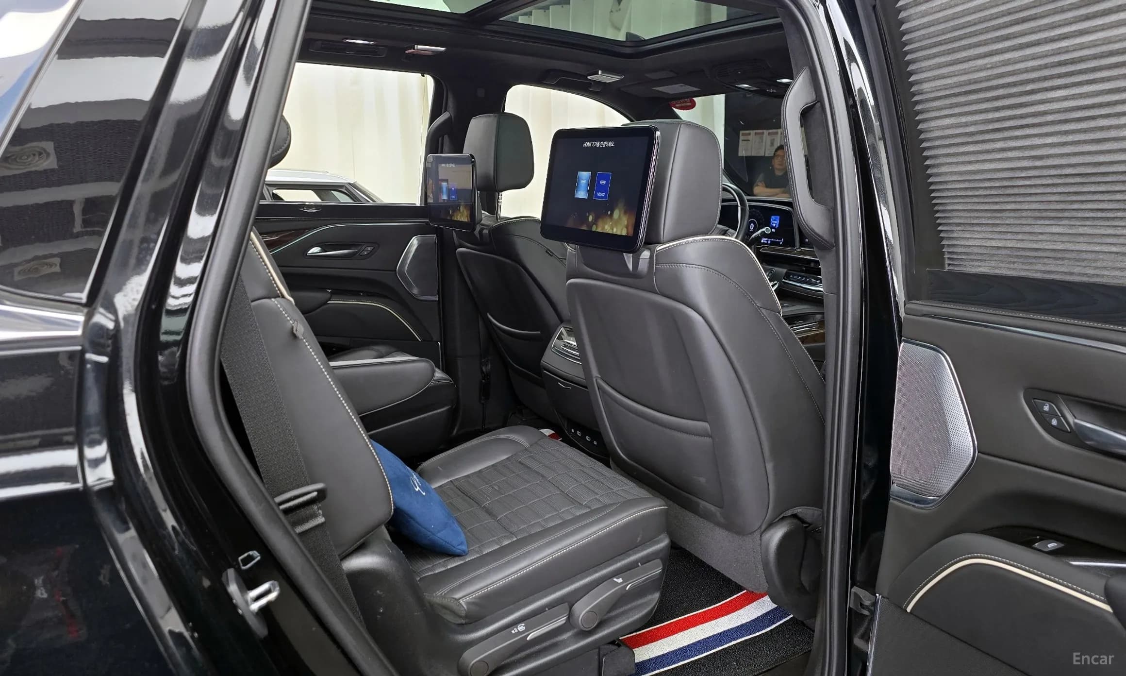 Escalade 5th Generation