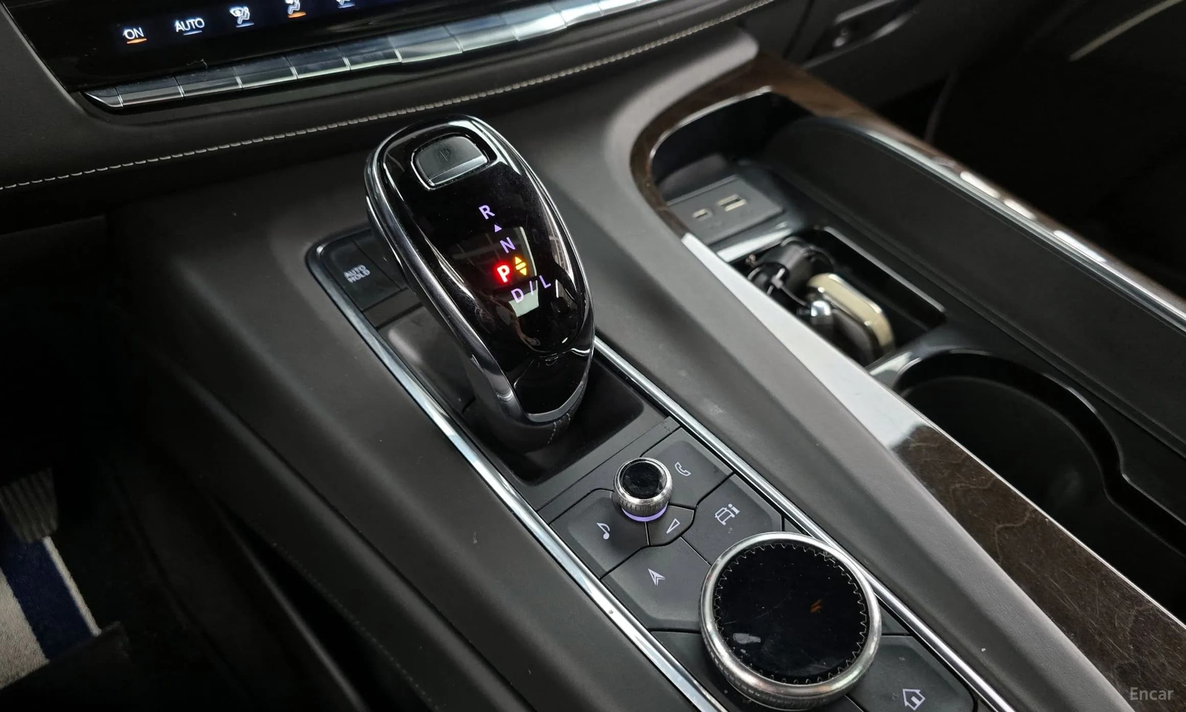 Escalade 5th Generation