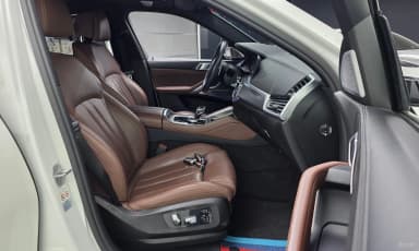 X6 (G06)