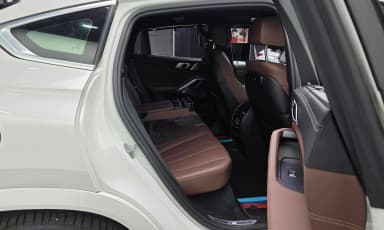 X6 (G06)