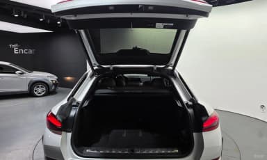 X6 (G06)