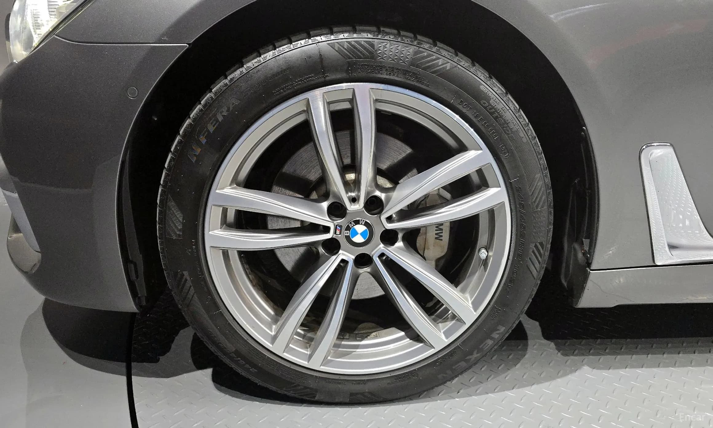 7 Series (G11)