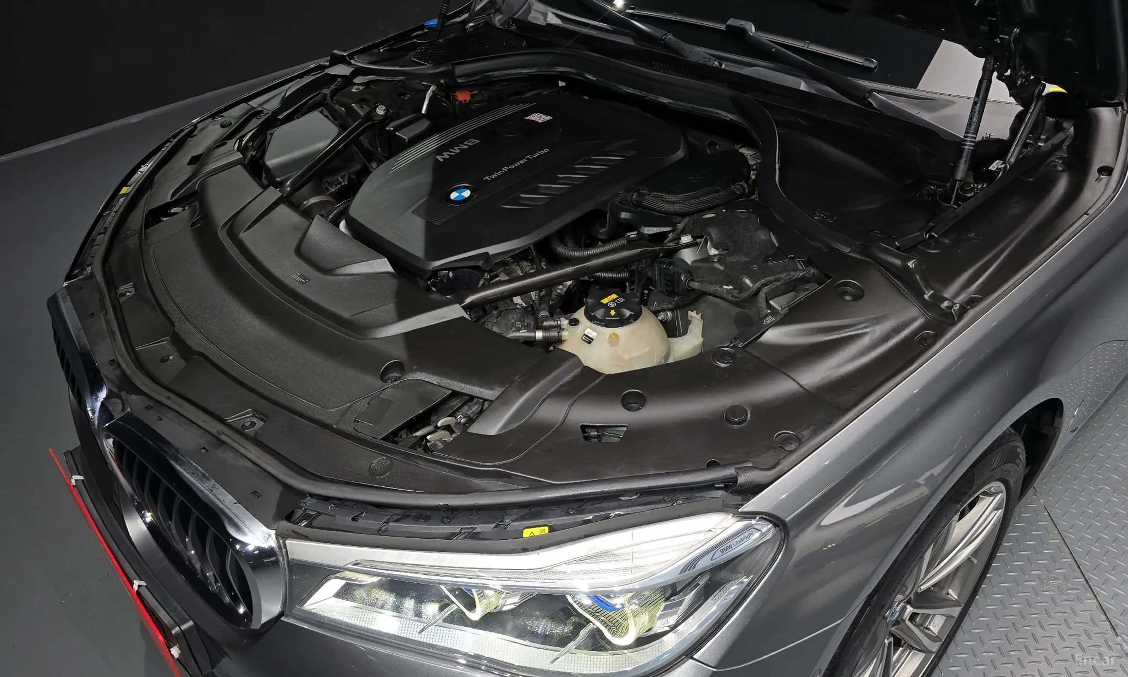 7 Series (G11)