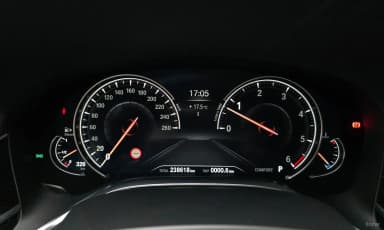 7 Series (G11)