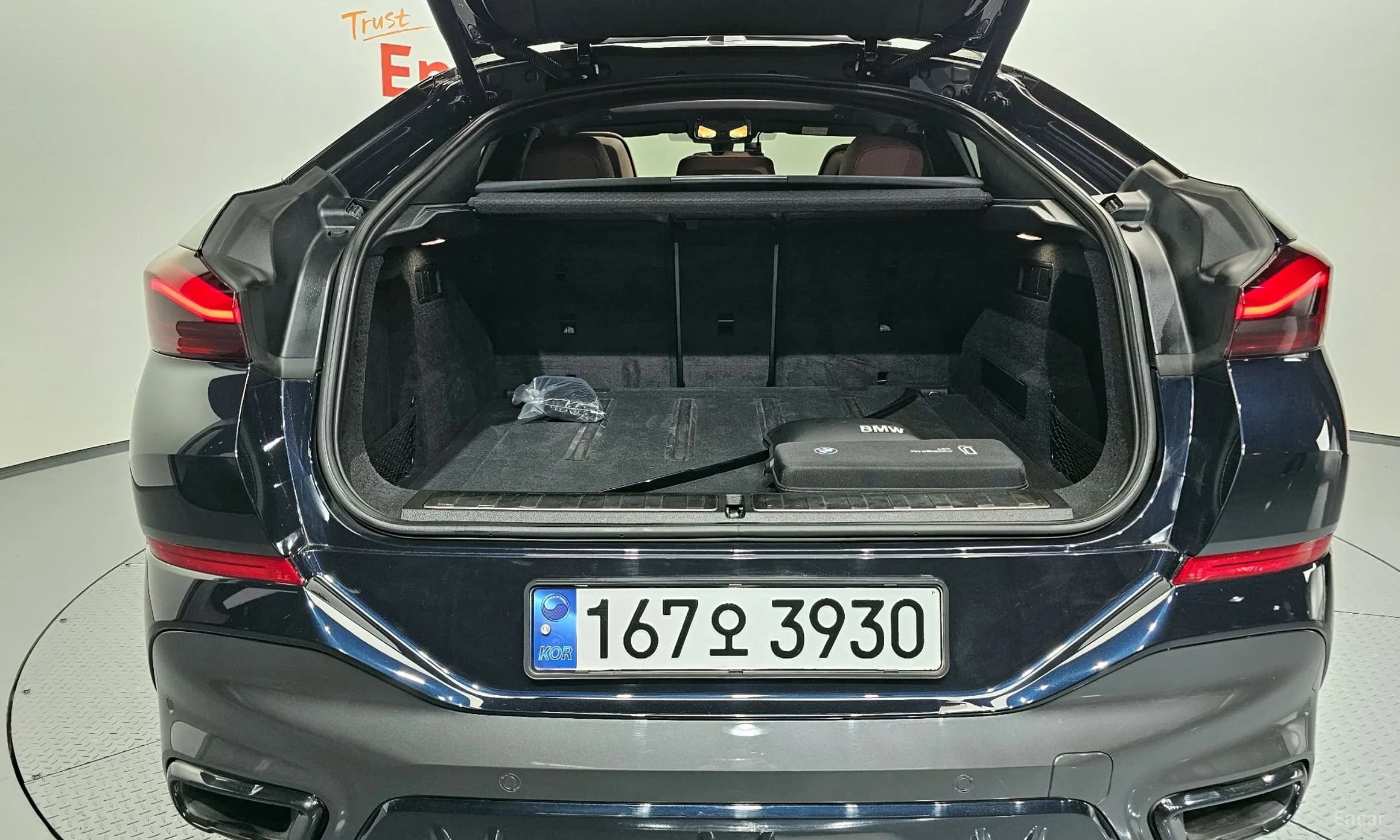X6 (G06)