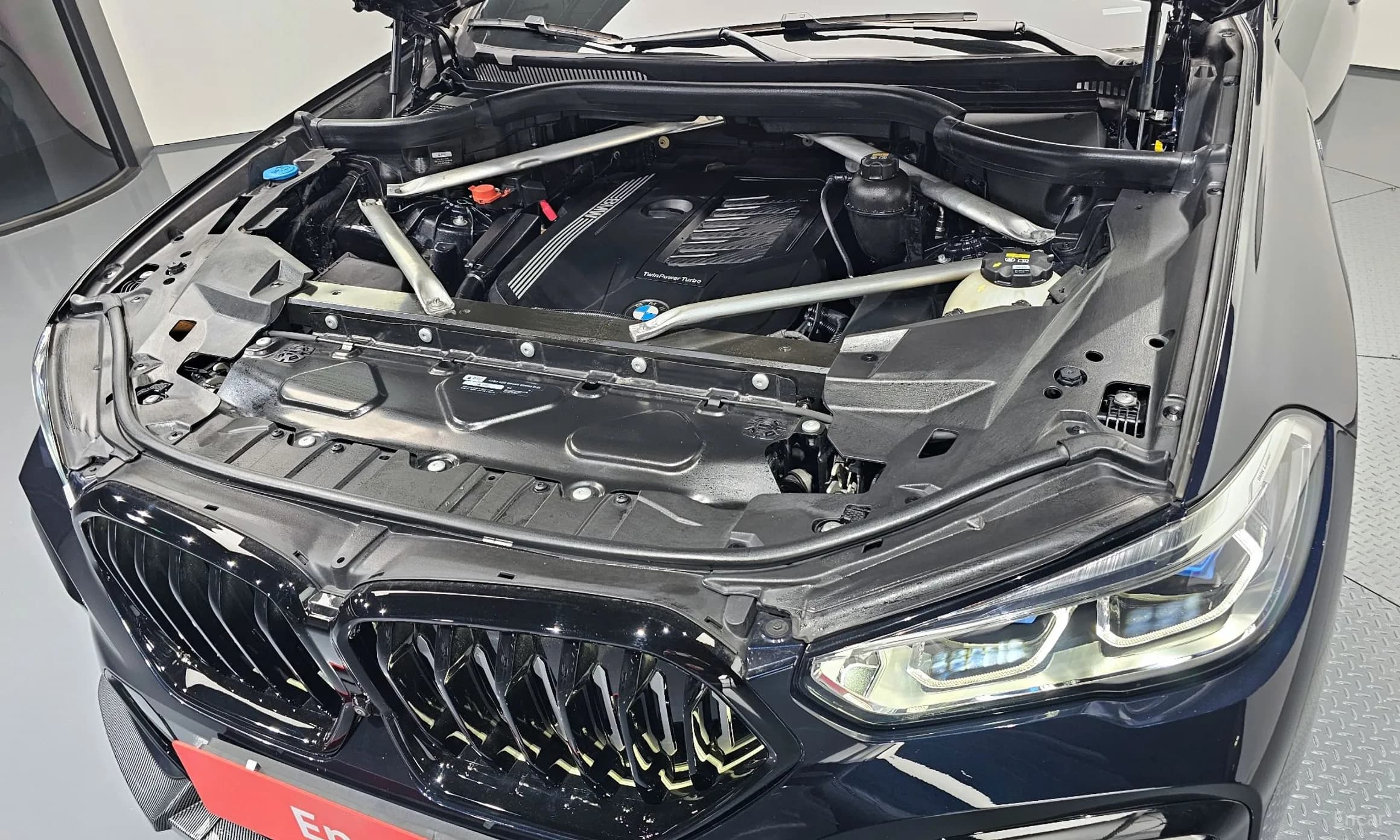 X6 (G06)