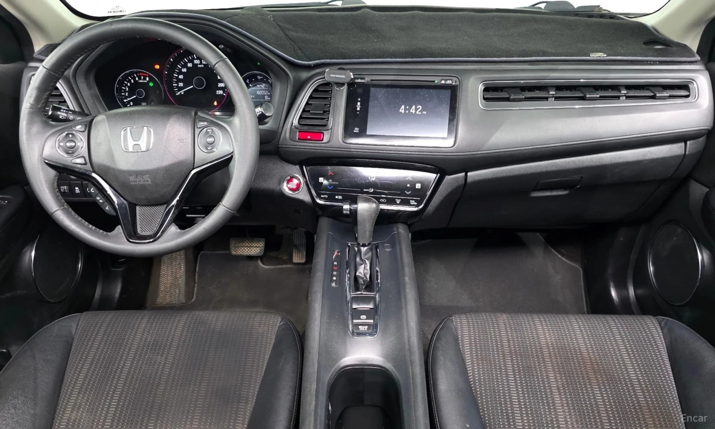 HR-V