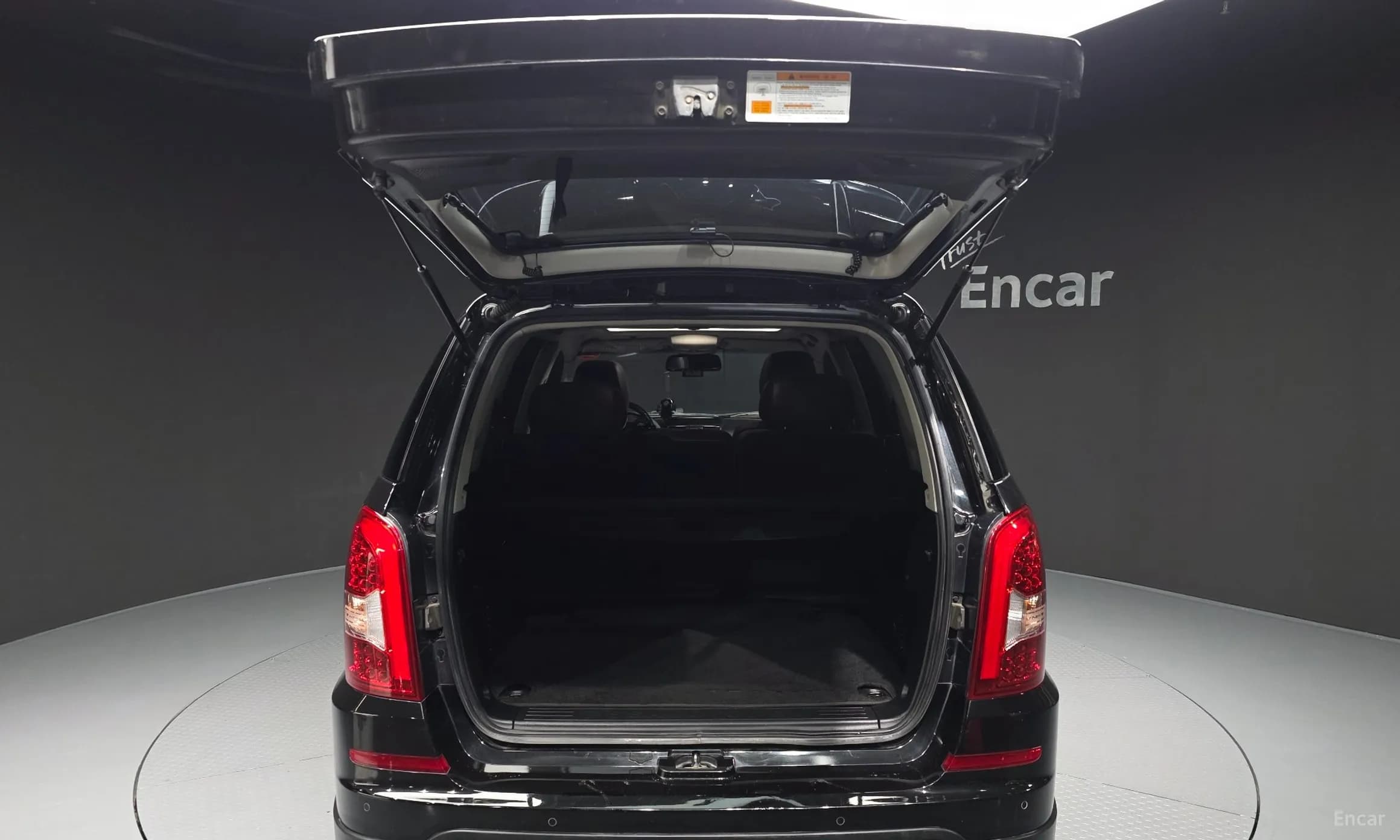 Rexton W