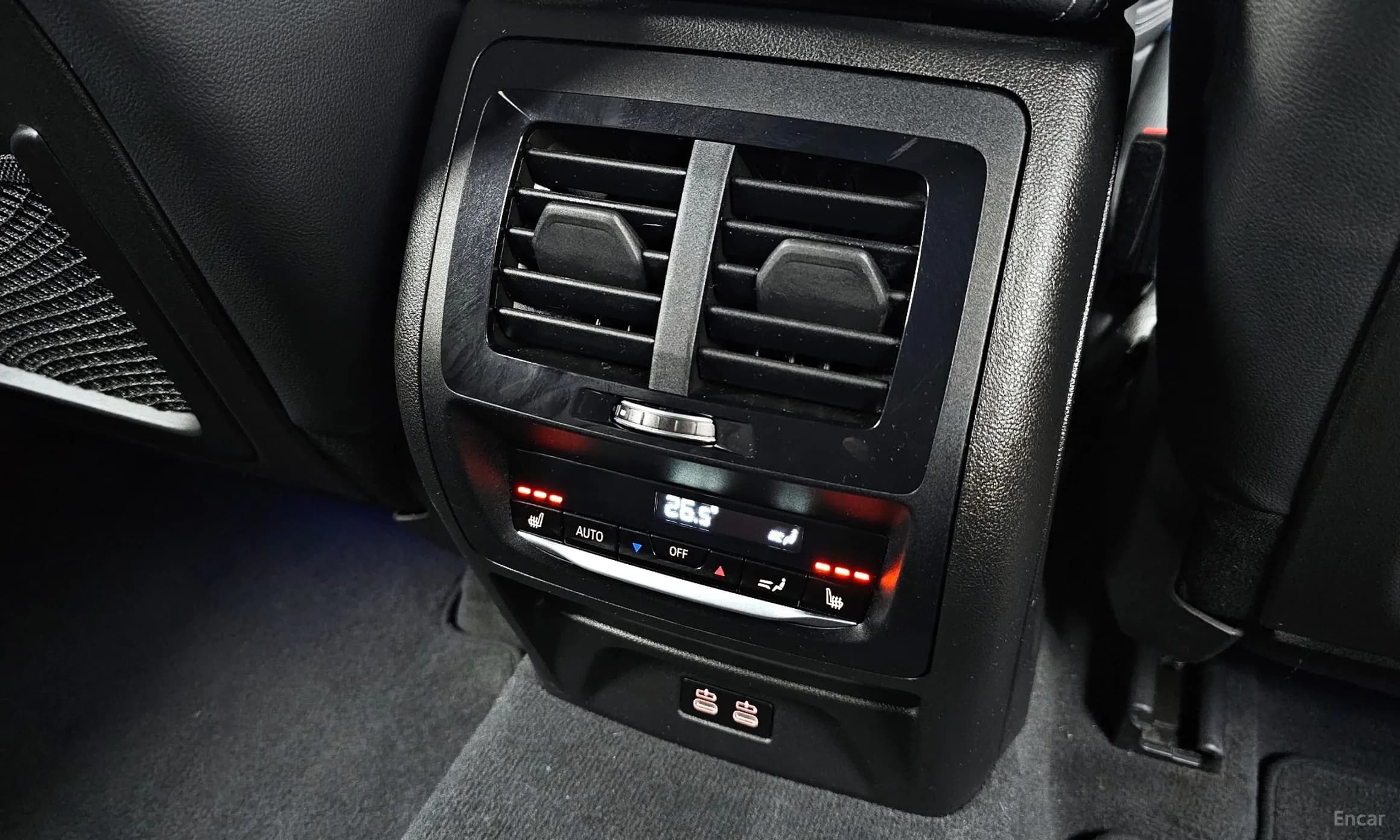 X4 (G02)