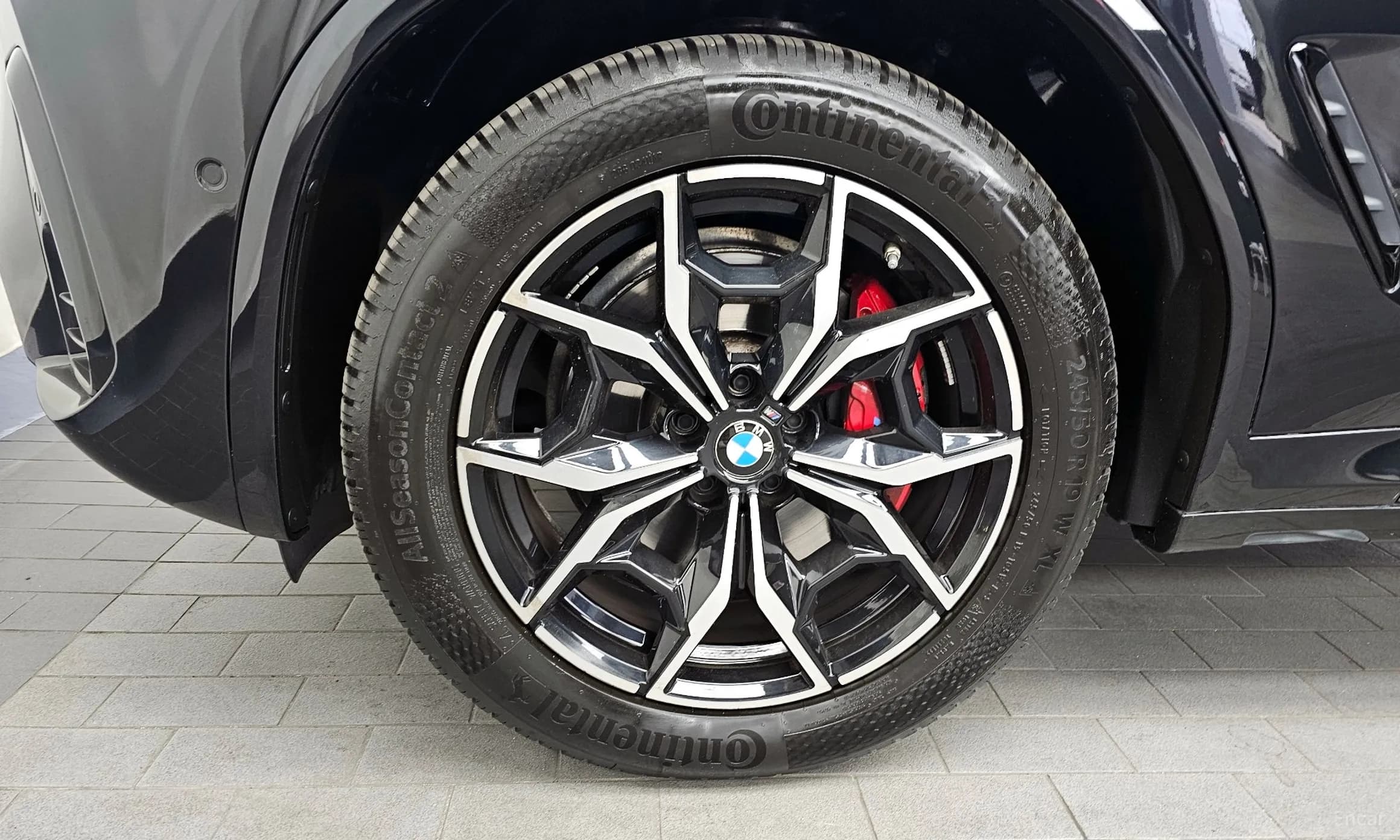 X4 (G02)