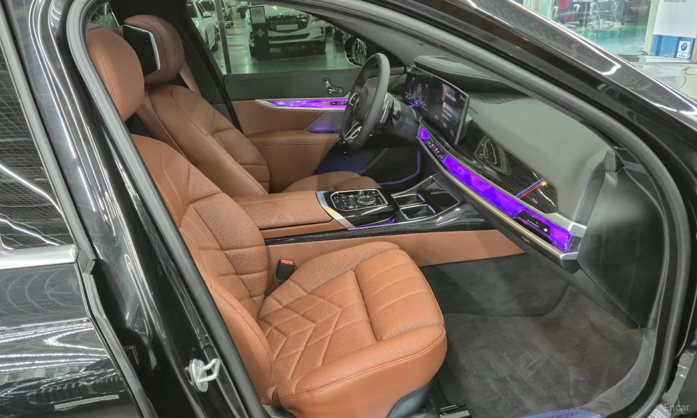 7 Series (G70)