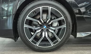 7 Series (G70)