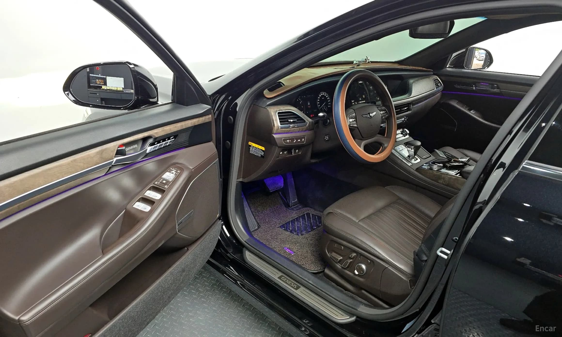 G90