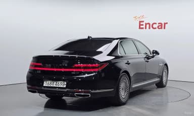 G90