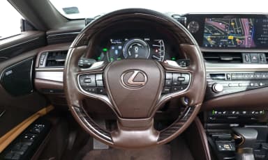 ES300h 7th Generation