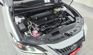 ES300h 7th Generation