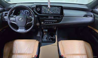 ES300h 7th Generation