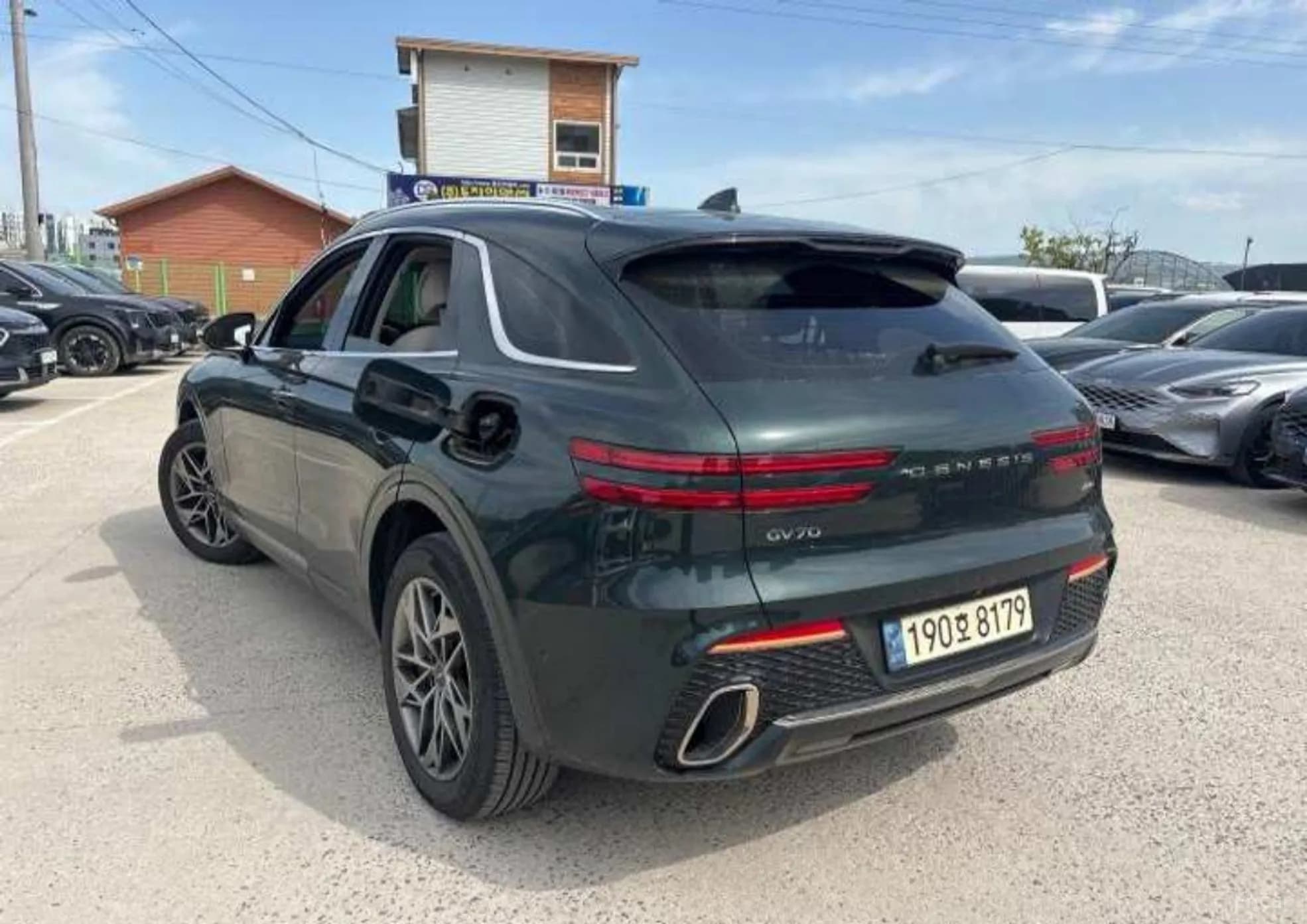 GV70