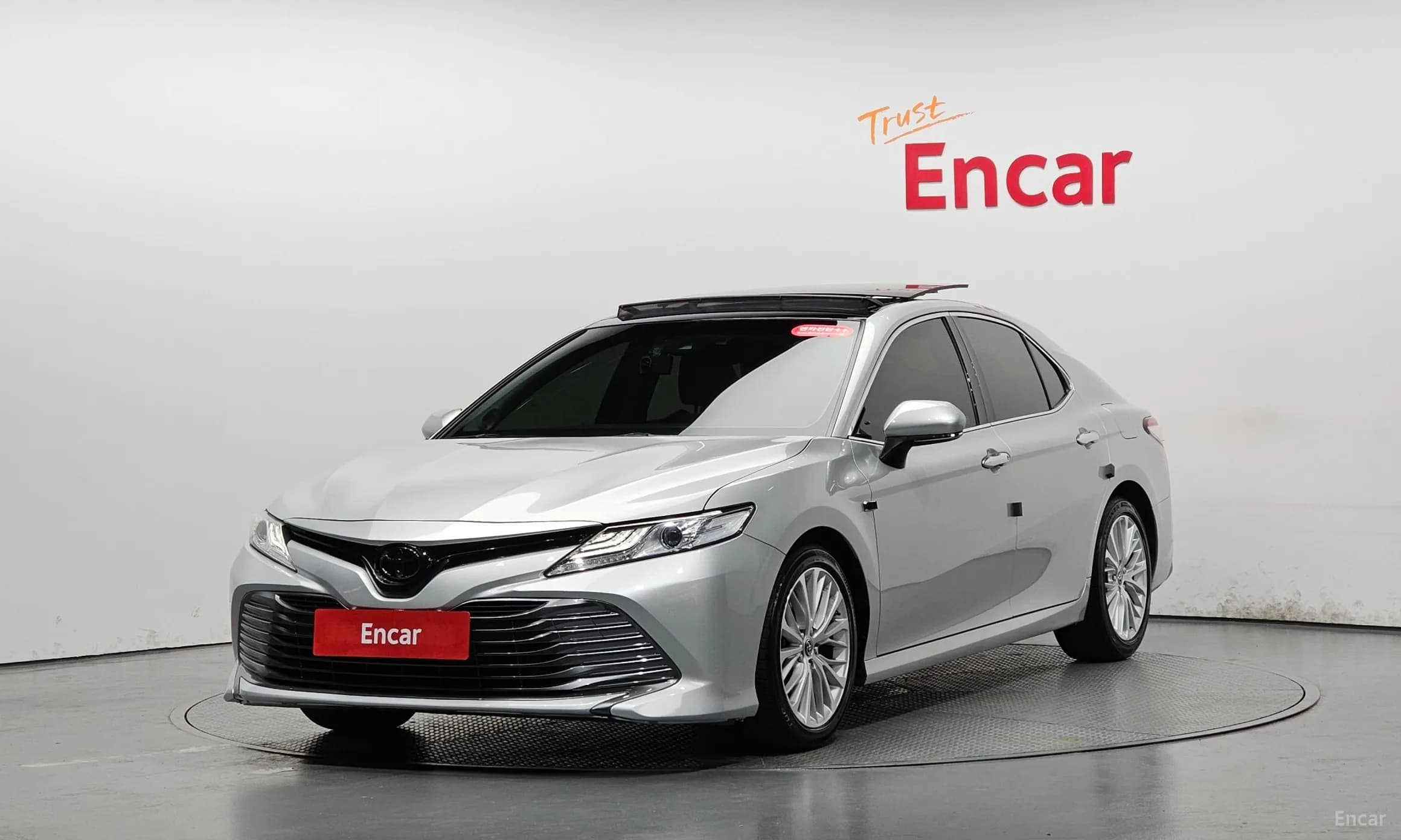 Camry (XV70)