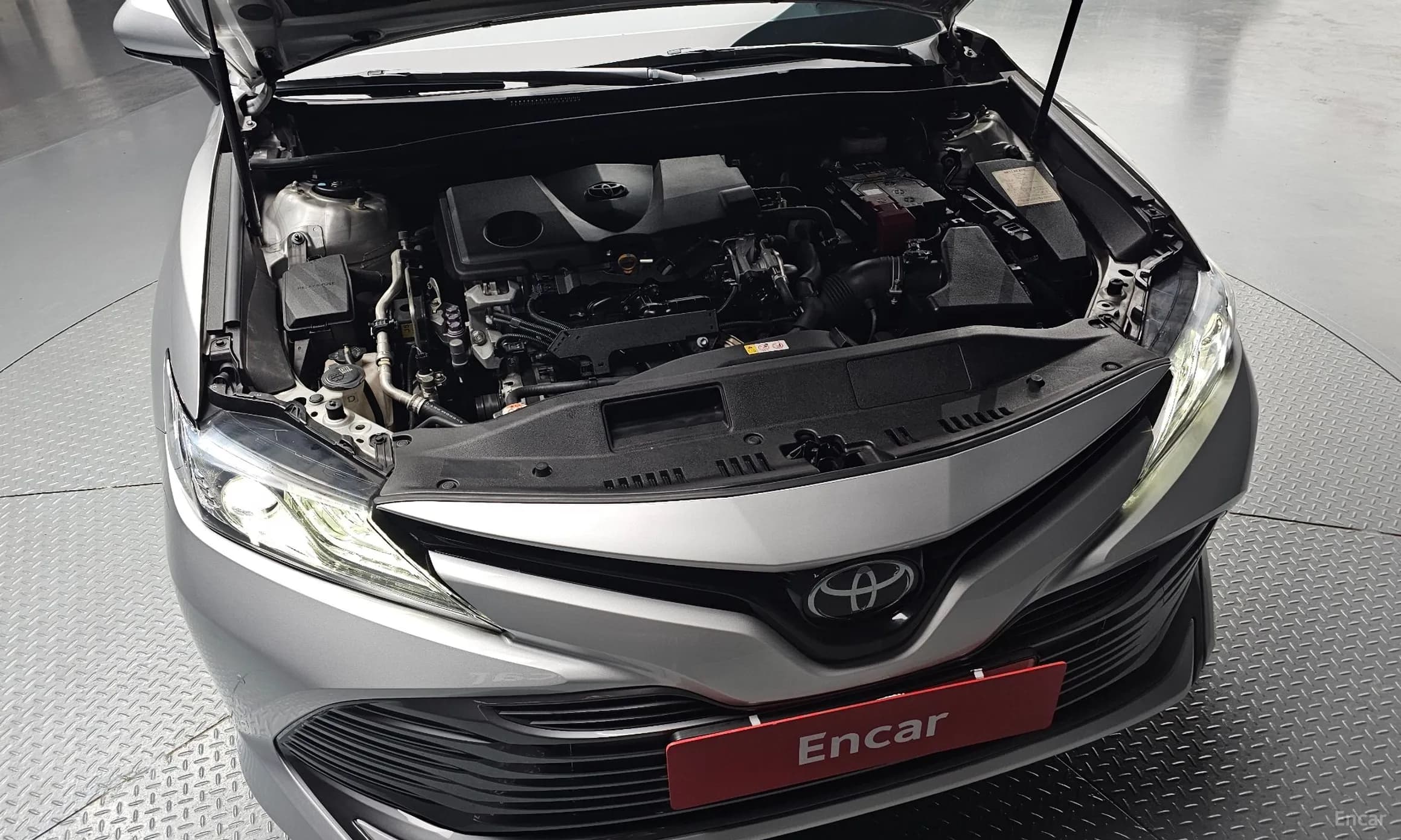 Camry (XV70)