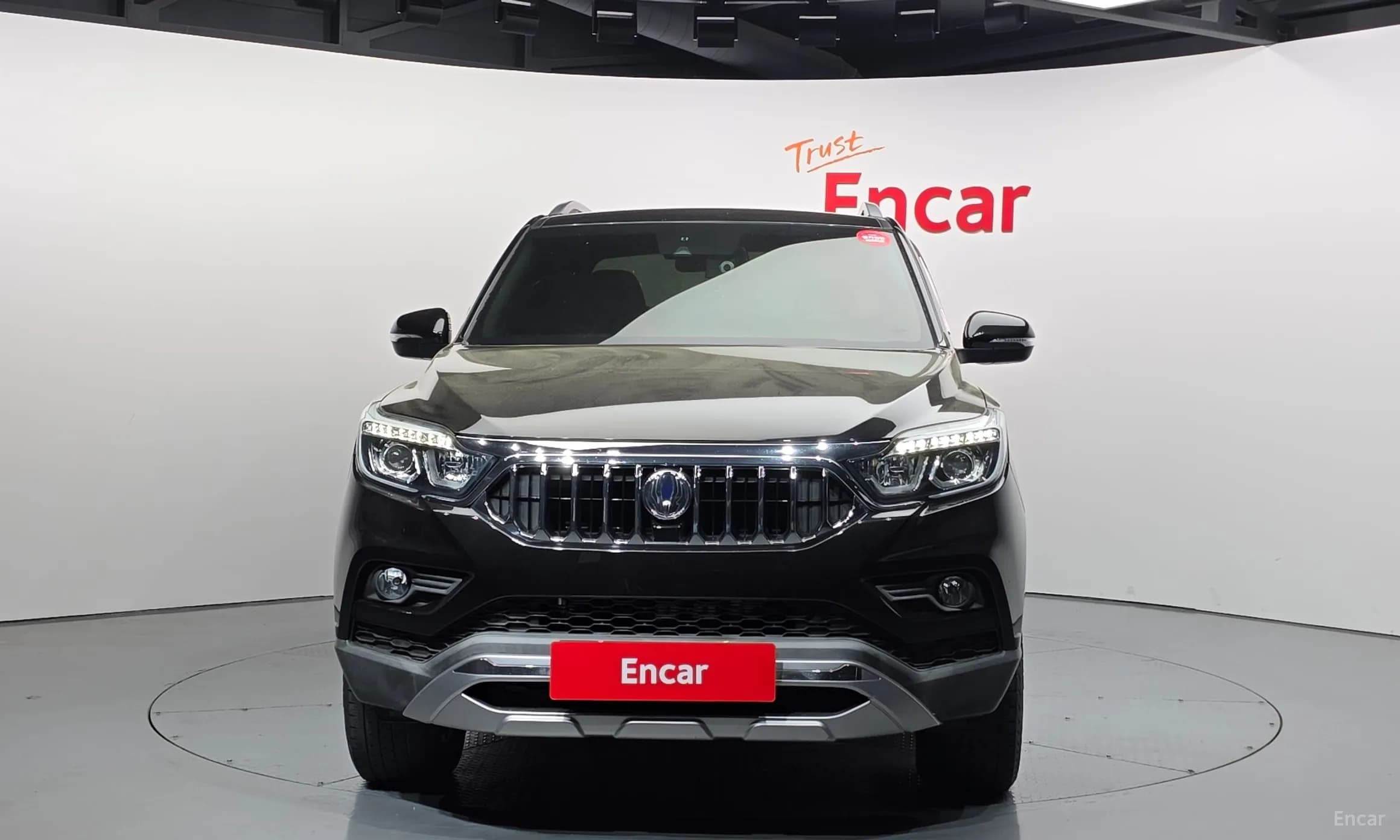 Rexton Sports Khan