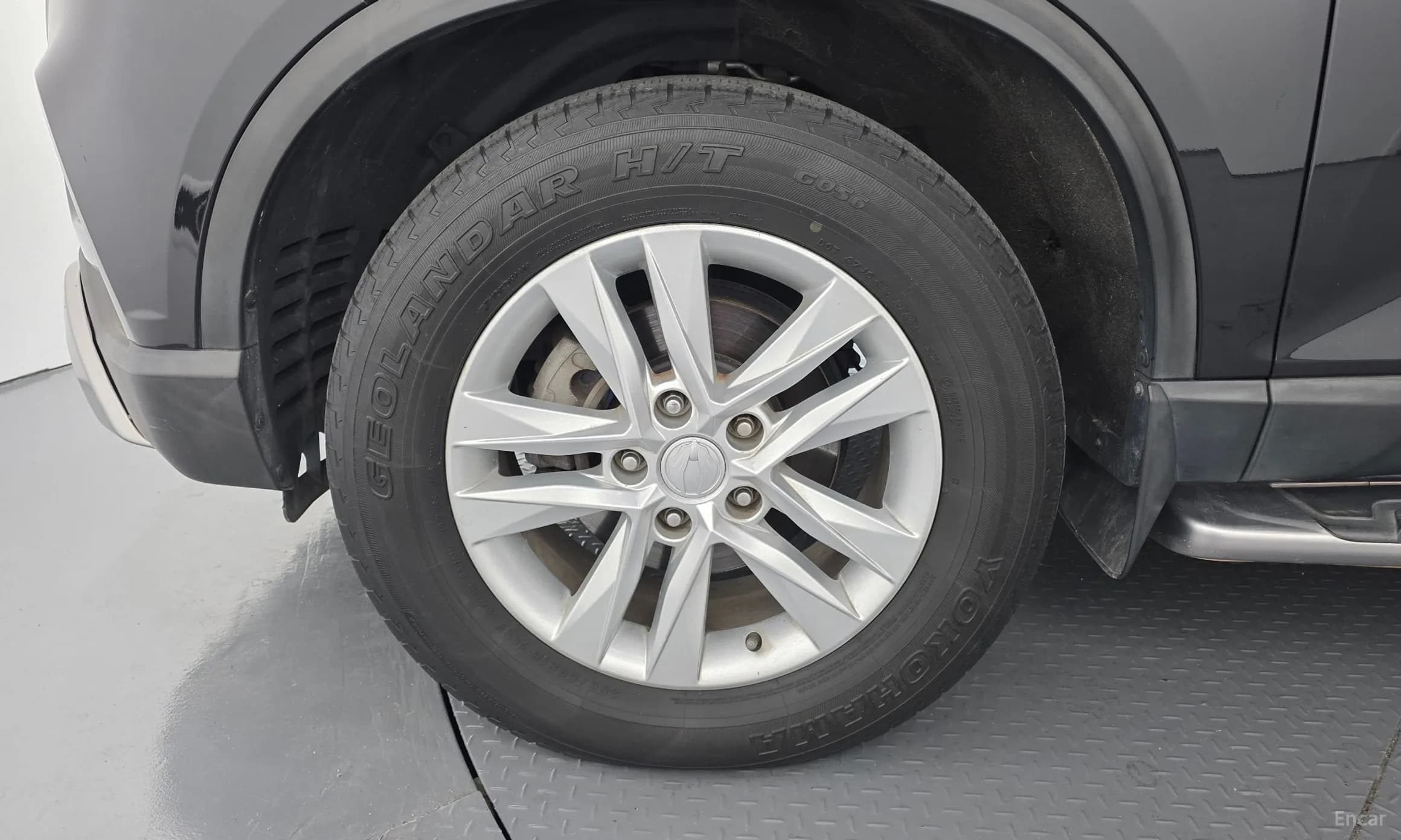 Rexton Sports Khan