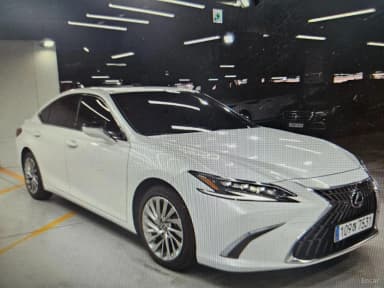 ES300h 7th Generation