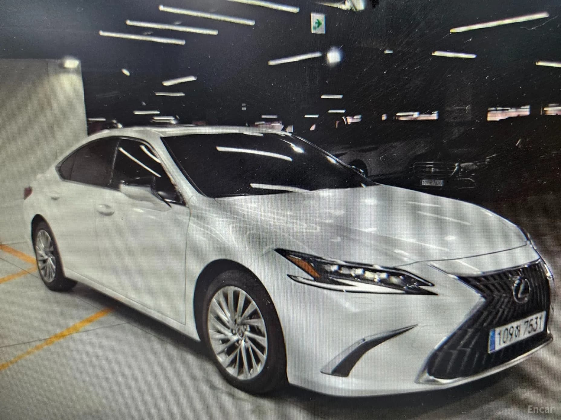 ES300h 7th Generation