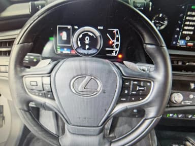 ES300h 7th Generation