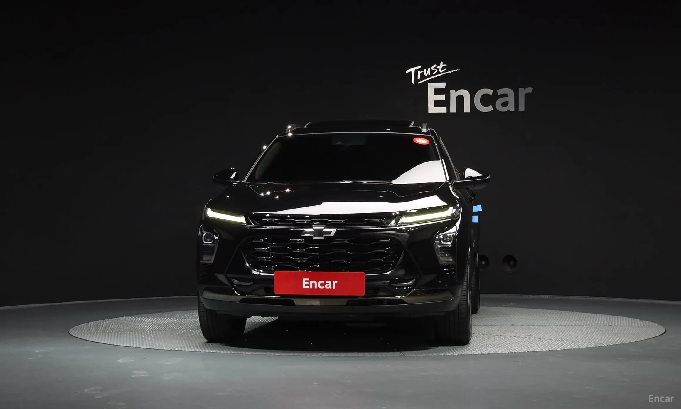 Trax Crossover