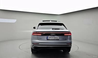Q8 (4M)