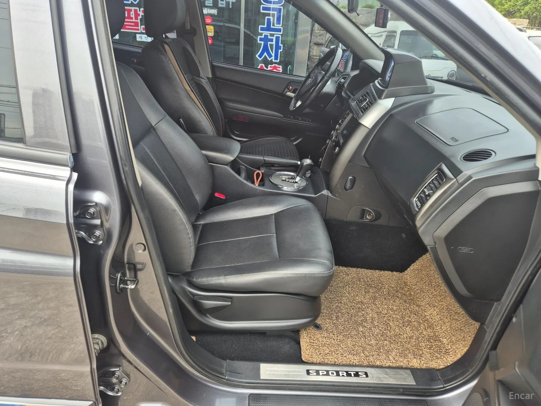Korando Sports