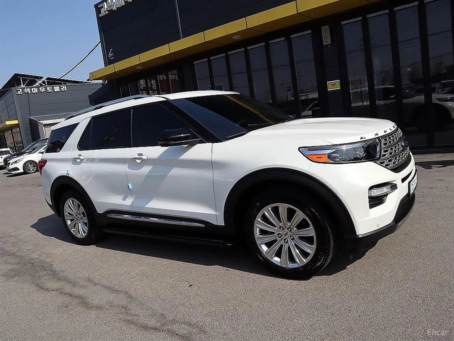 Explorer 6th Generation
