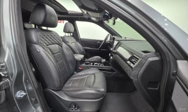 G4 Rexton