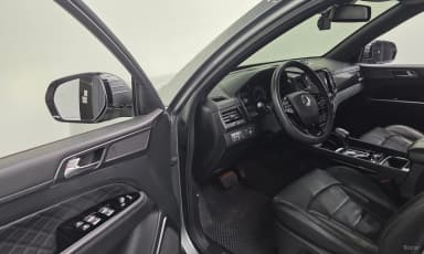 G4 Rexton