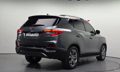 G4 Rexton