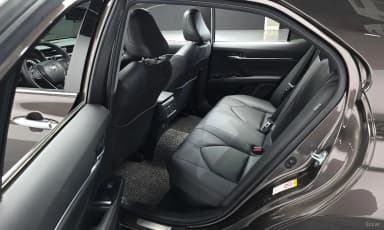 Camry (XV70)