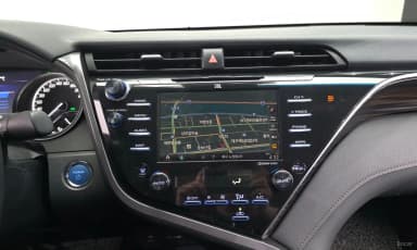 Camry (XV70)