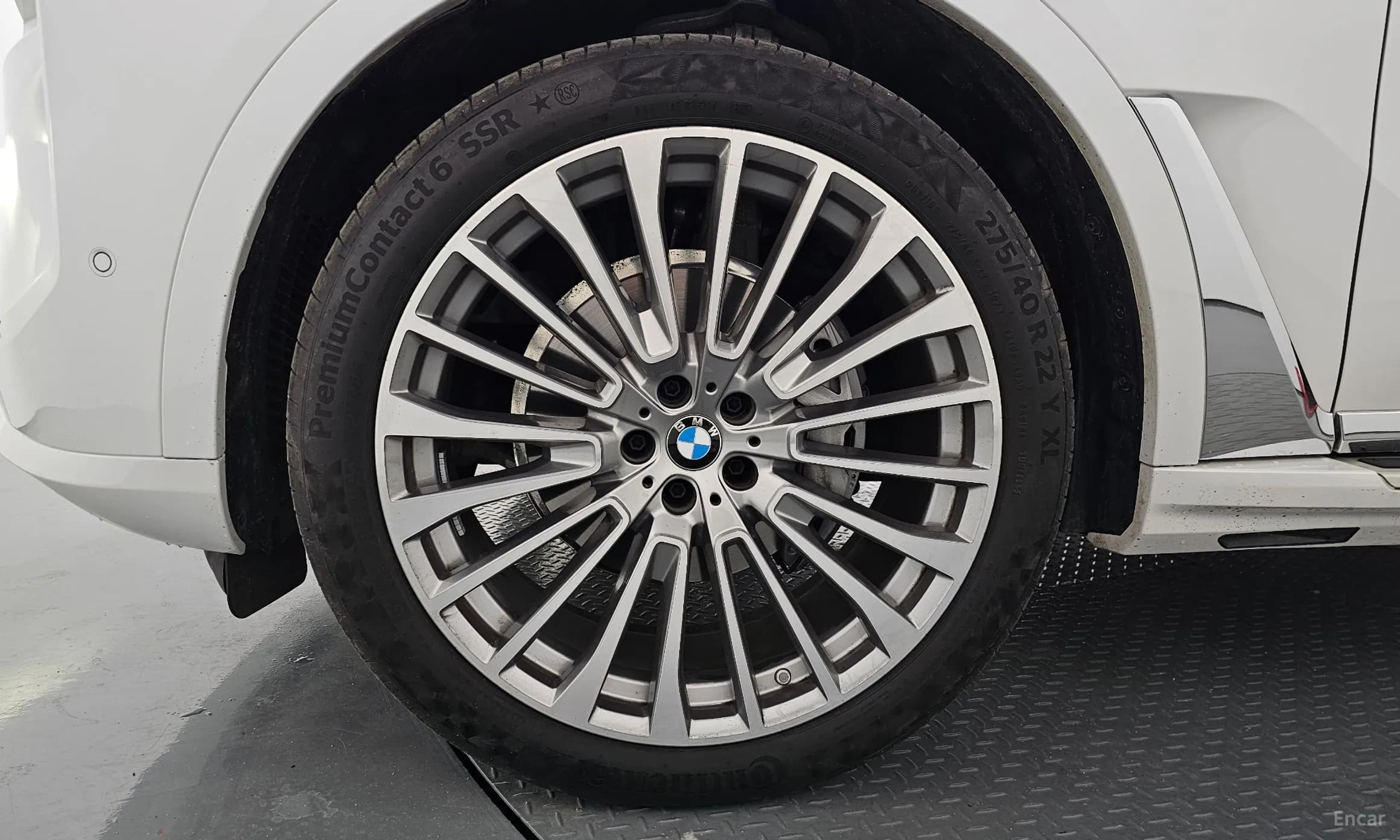 X7 (G07)