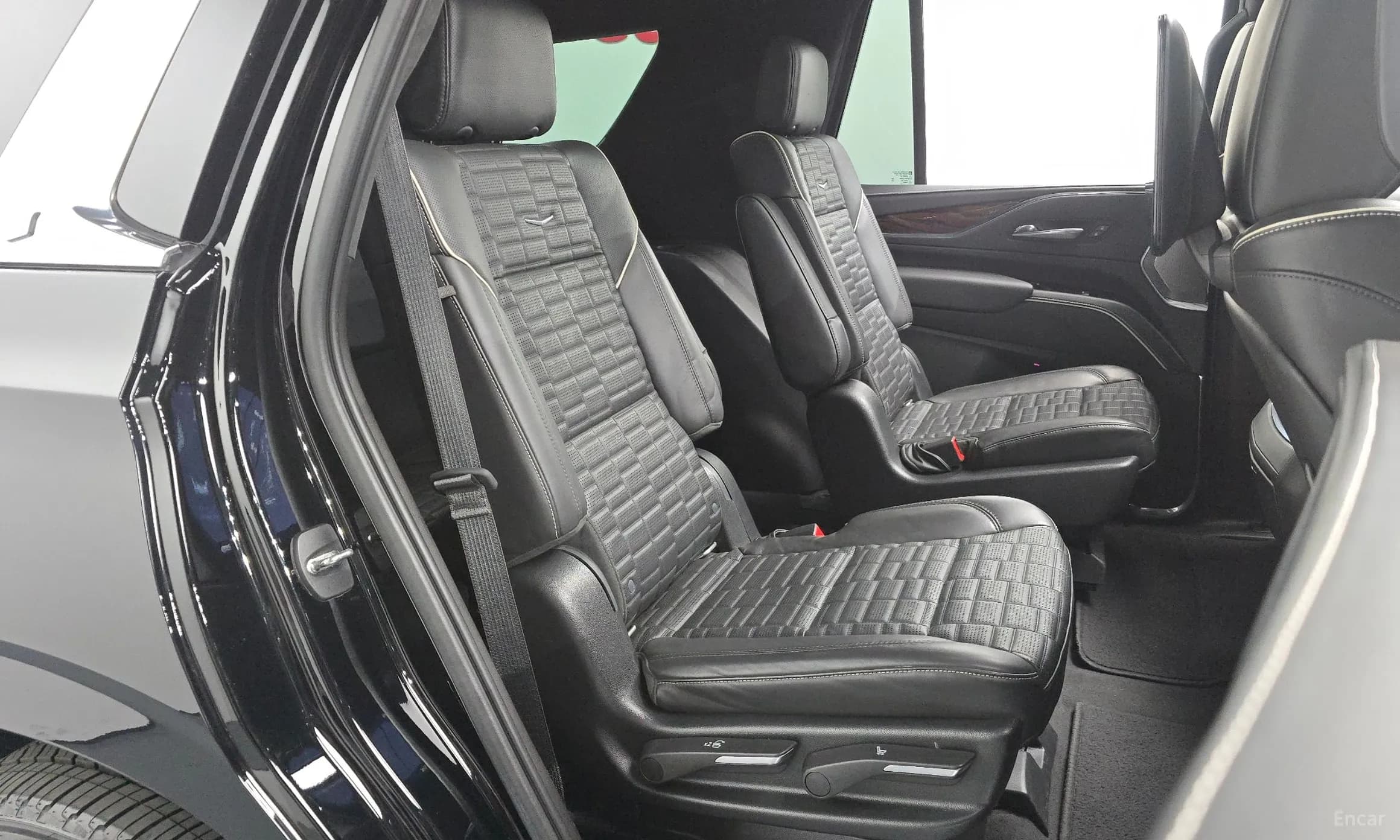Escalade 5th Generation
