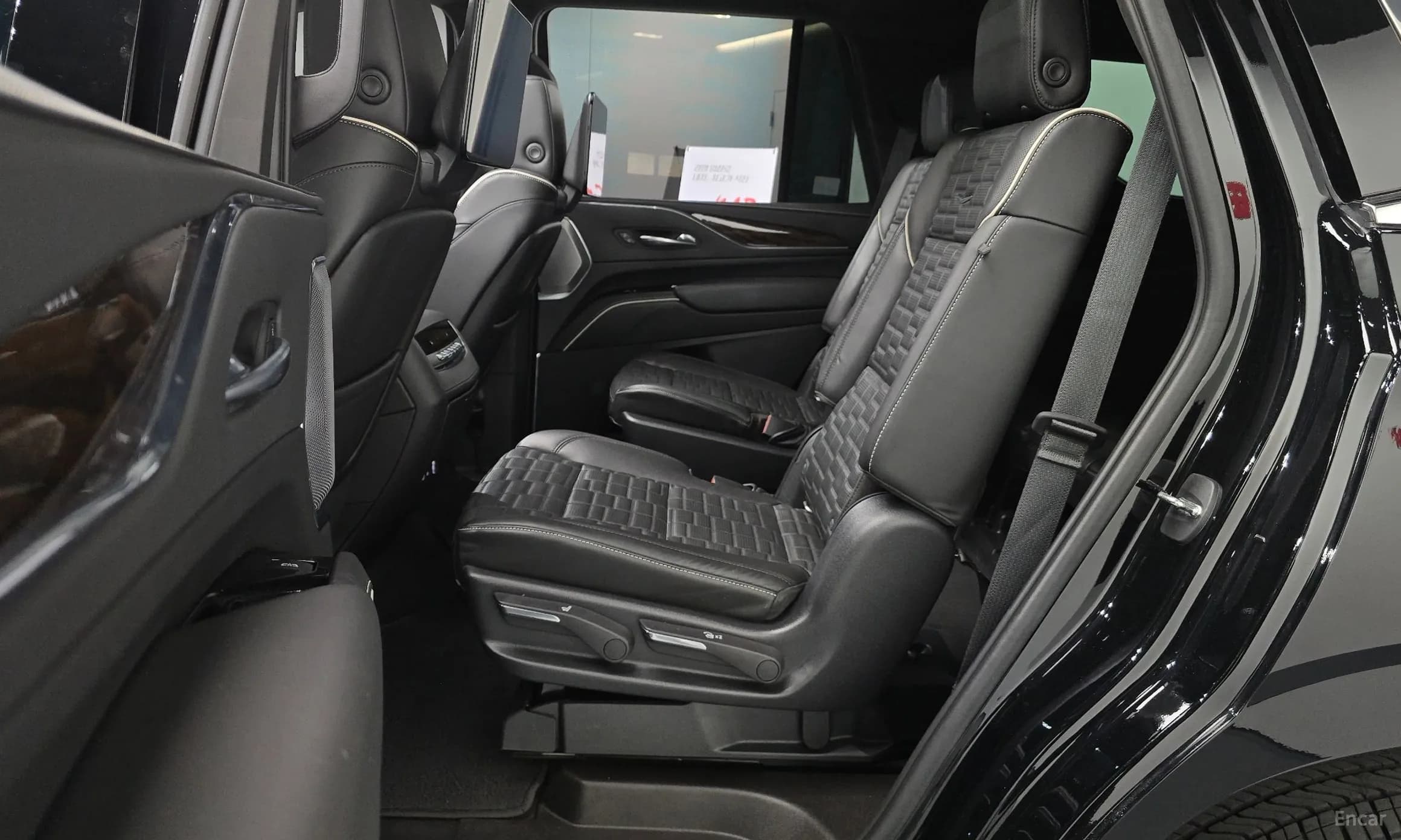 Escalade 5th Generation