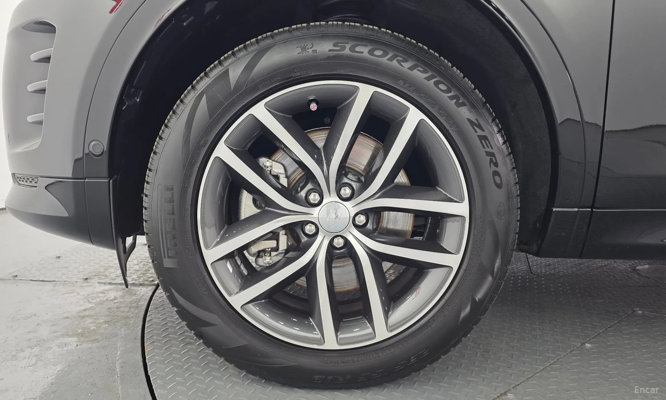 Discovery Sports