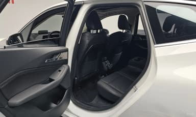 2 Series Active Tourer (U06)