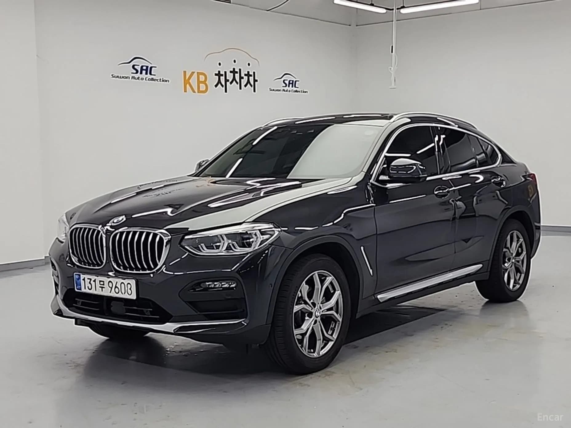 X4 (G02)