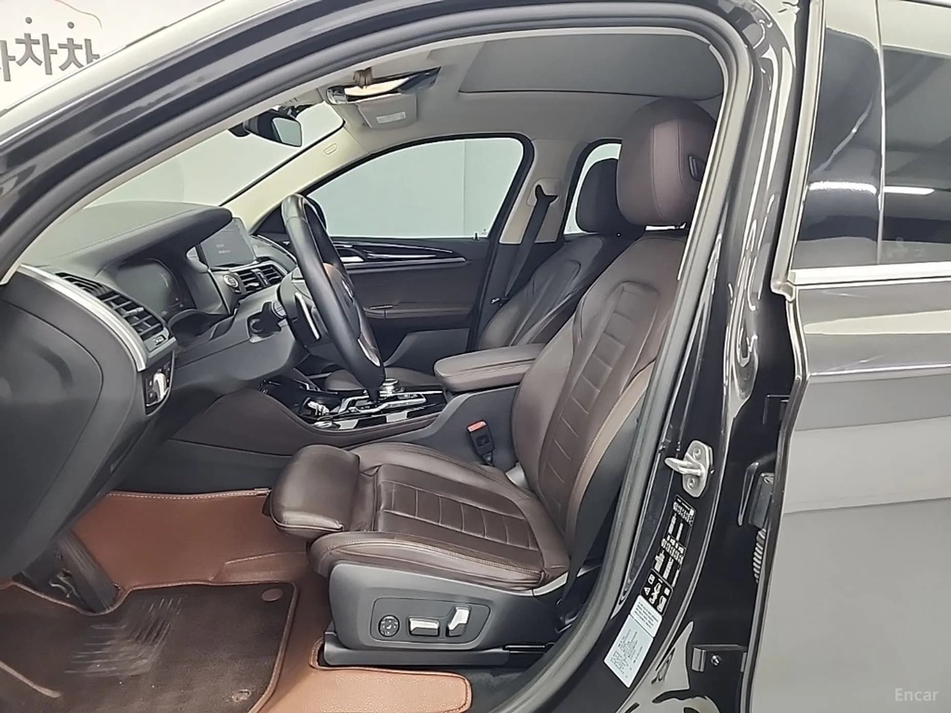 X4 (G02)