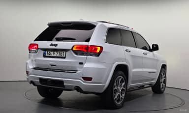 Grand Cherokee