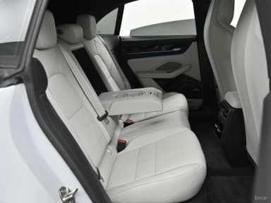 Macan EV